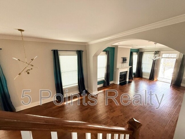 Building Photo - 2209 10th Ave S