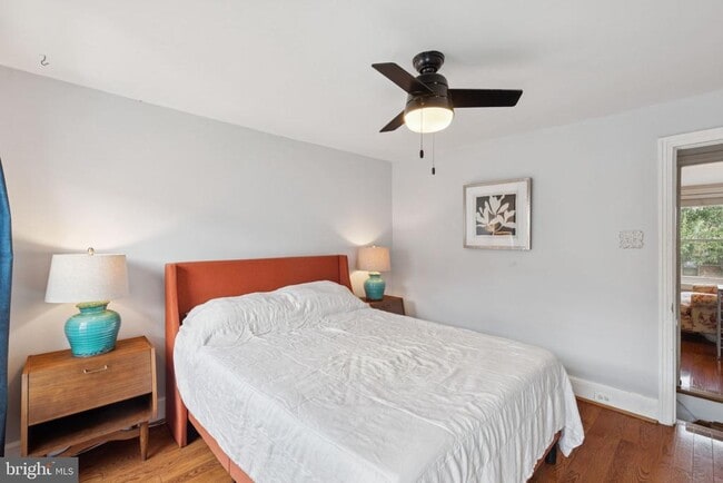 Building Photo - 1466 E Wilt St