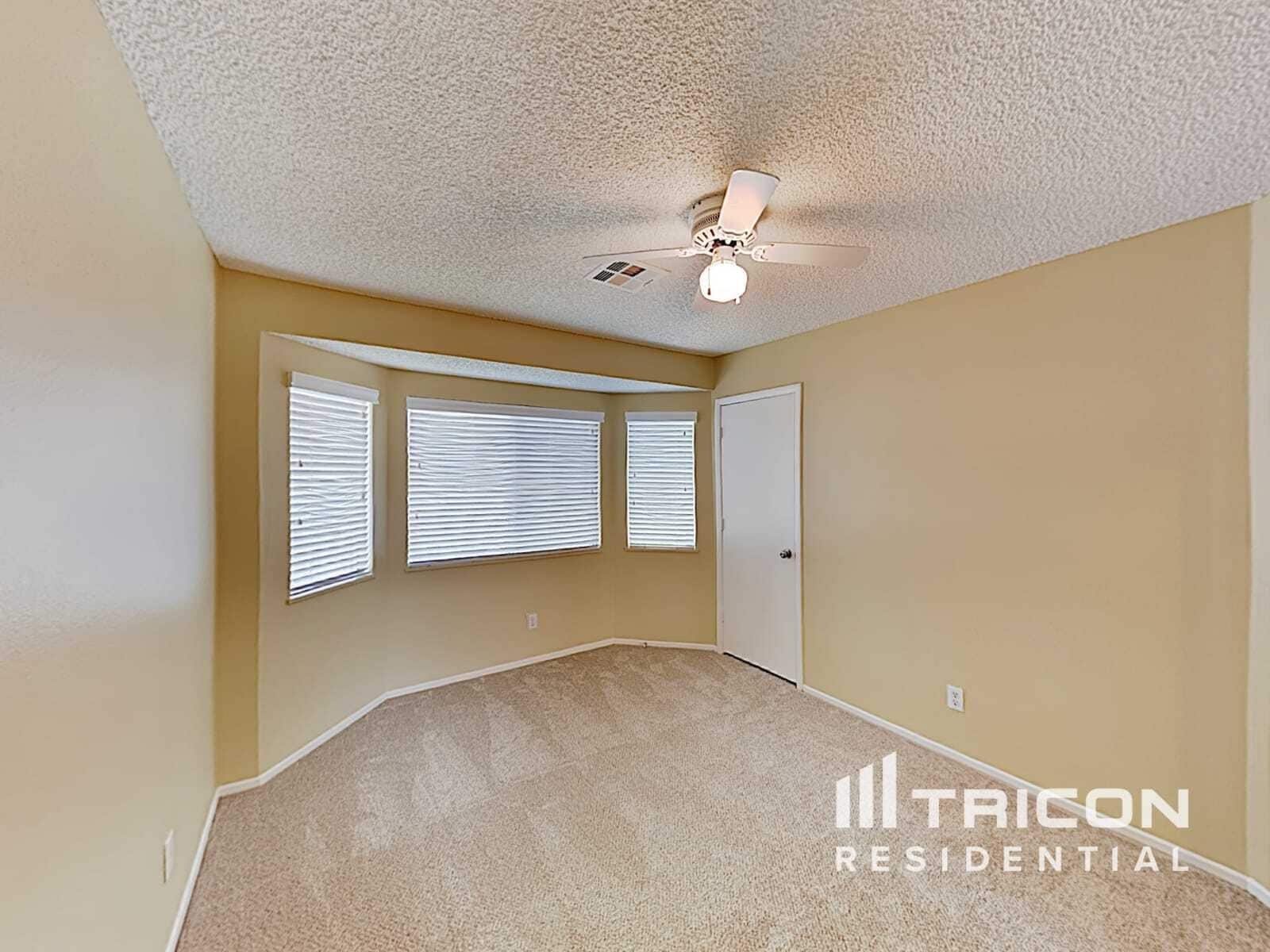 Building Photo - 1446 Lodgepole Dr