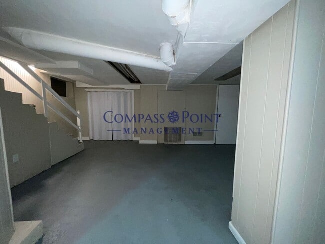 Building Photo - Welcome To Your New Home! FIRST MONTH'S RENT FREE!!