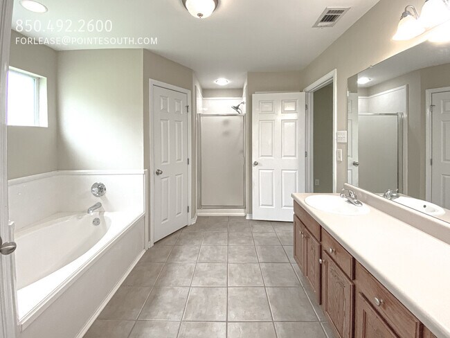 Building Photo - 27450 Hobby Horse Ln