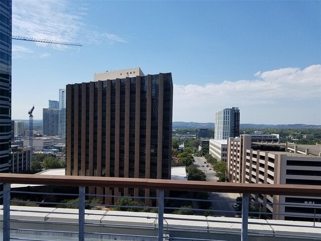 Building Photo - 710 Colorado St