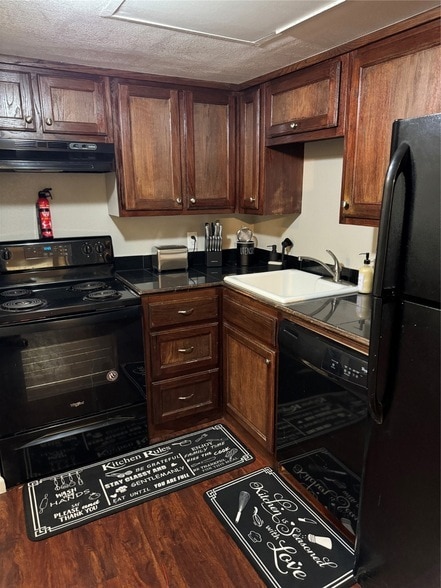 Primary Photo - 357 NW Newton Dr