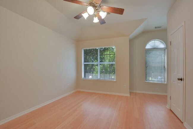 Building Photo - 13552 Anarosa Loop
