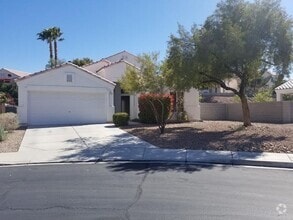 Building Photo - Henderson/Seven Hills - Single Story Gated...
