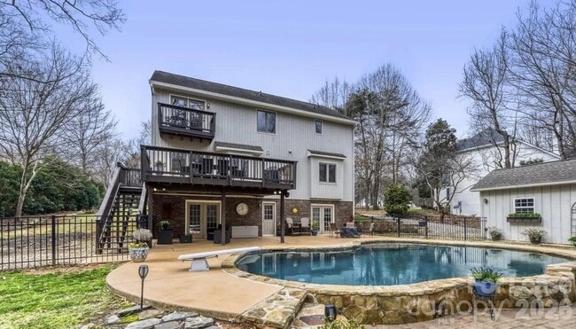 Building Photo - 120 Tall Oak Dr