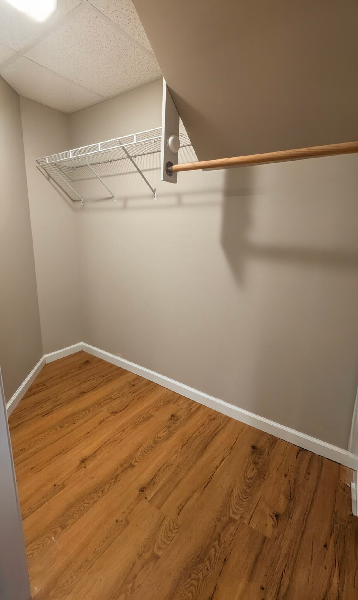 Building Photo - 17 Columbus Rd