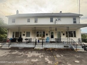 Building Photo - 1132 Providence Rd