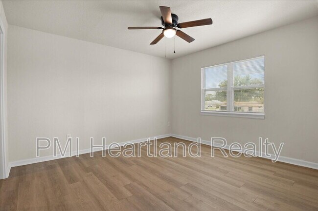 Building Photo - 260 Spanish Moss Cir