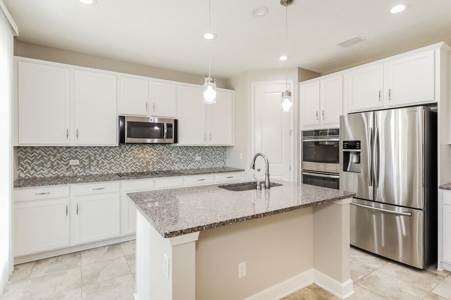 Building Photo - 1030 Wetland Ridge Cir