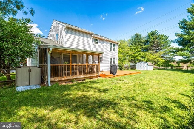 Building Photo - 5021 Mallard Ln