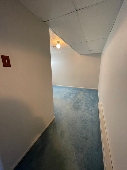 Building Photo - 1019 Darter Rd