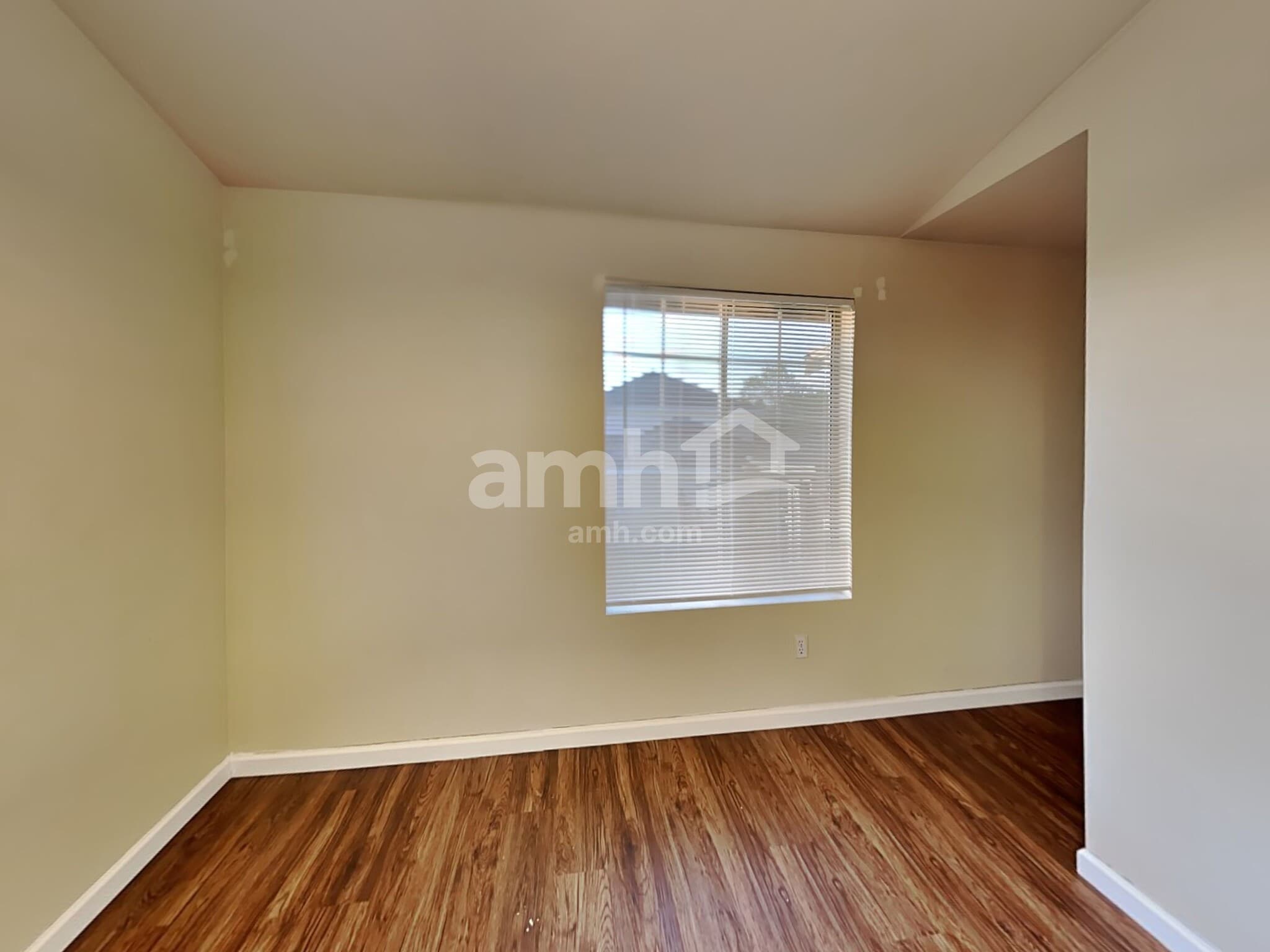 Building Photo - 21617 43rd Ave Ct E