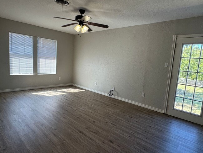 Building Photo - 1626 NW 38th St