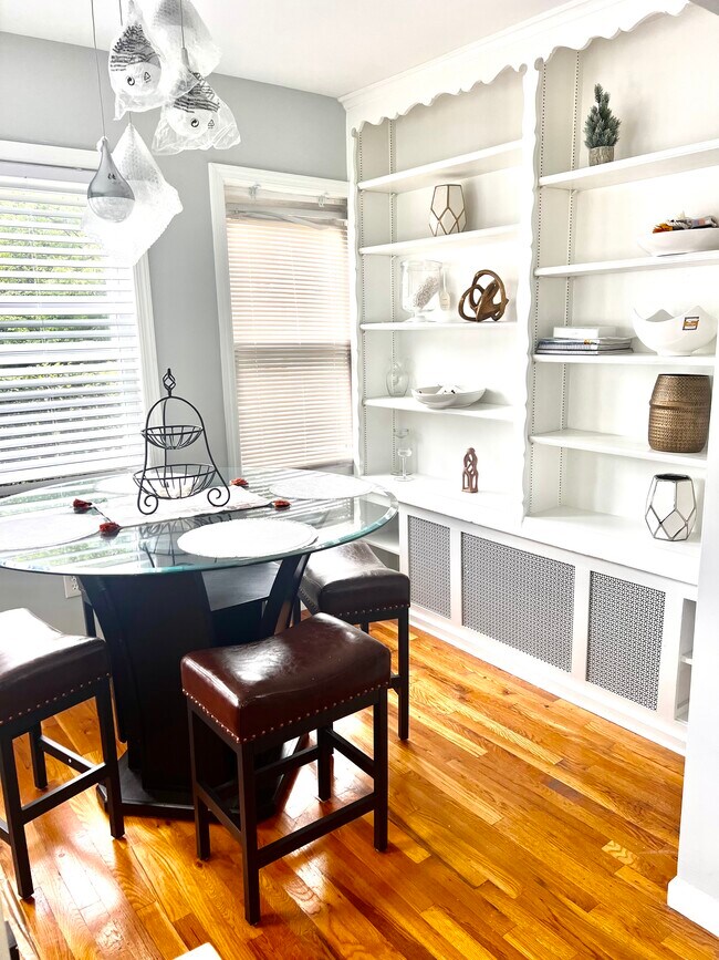 Dining room - 189 Pomona Ave