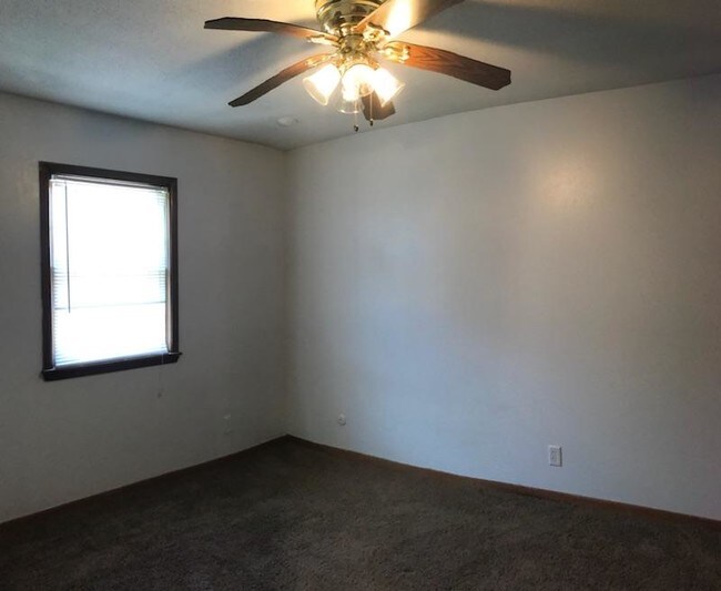 Bedroom - Grand Terrace Apartments