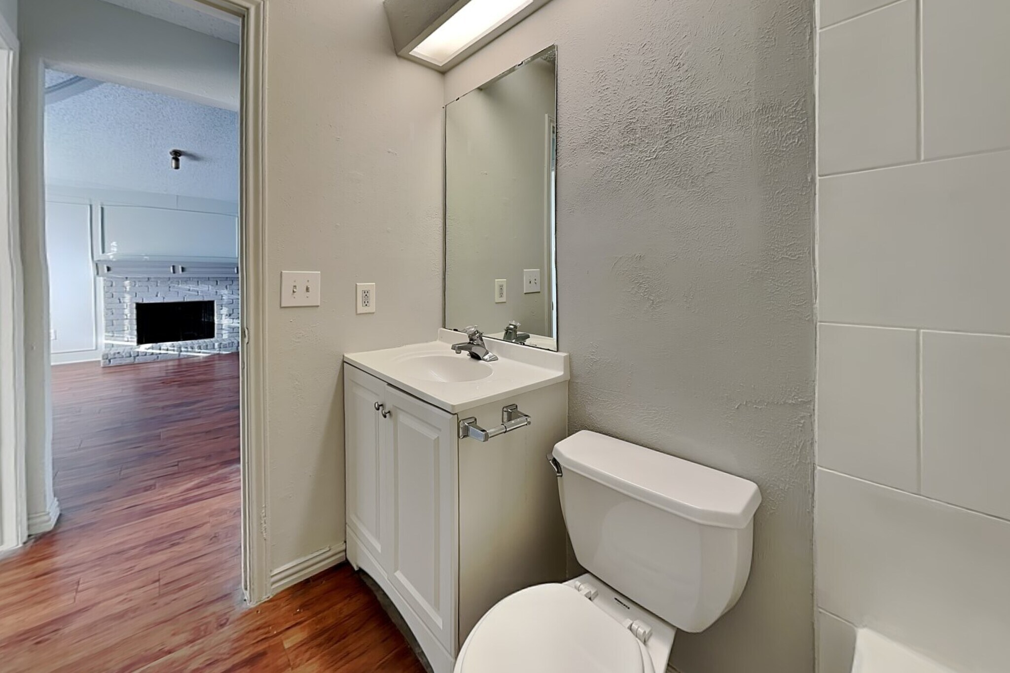 Building Photo - 11835 Garden Terrace Dr