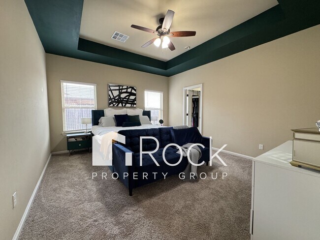 Building Photo - Beautiful 3 Bedroom Home with Study in Westmoore Area of OKC