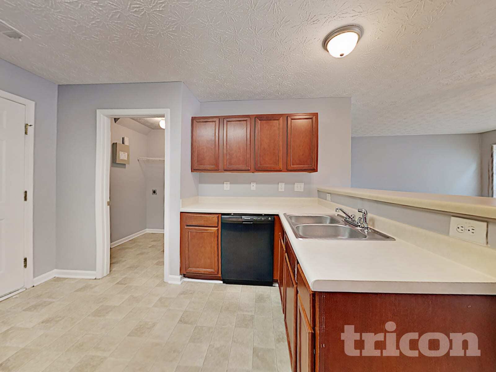 Building Photo - 3703 Harvest Dr