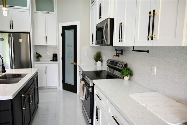 Building Photo - 6008 N Pedaso del Sol St