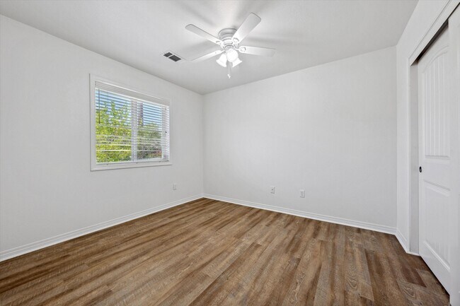 Building Photo - 51735 Avenida Obregon