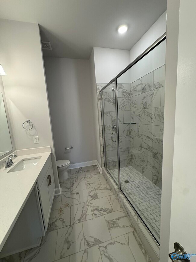 Building Photo - 131 Moss Brk Ln