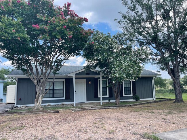Primary Photo - NEW ON MARKET !!