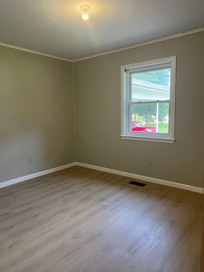 Building Photo - 15221 Hwy 73 Huntersville NC 28078