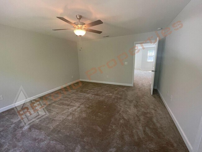 Building Photo - Lovely 4 Bedroom 2-Car Garage Home with Guest Suite in Main Level @ Sierra Heights, Clayton, Avai...