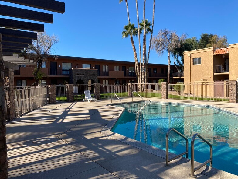 Building Photo - 7110 E Continental Dr