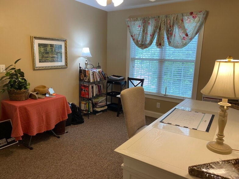 21 Guest Bedroom 1 - 59 Providence Rd