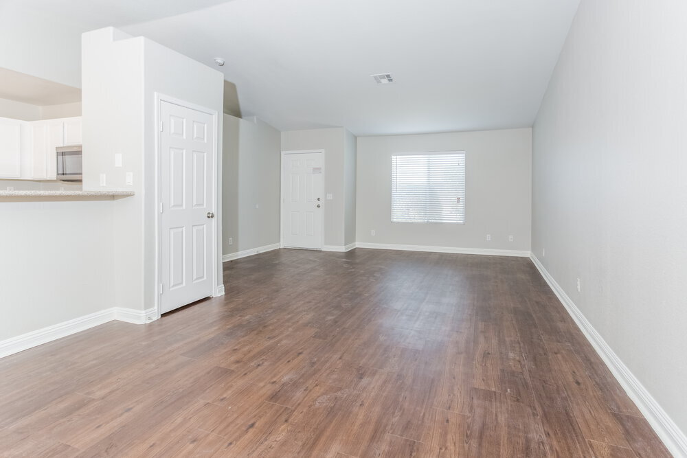 Building Photo - 4030 W Red Coach Ave