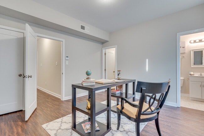 Building Photo - 53 Foal Ln