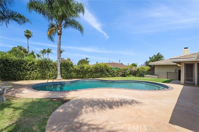 Building Photo - 1011 S Montezuma Way