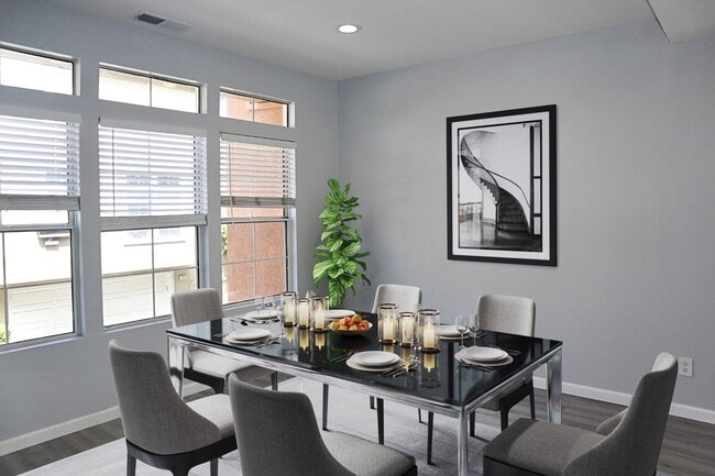 Building Photo - Remodeled 3-bedroom townhome in Fremont – ...