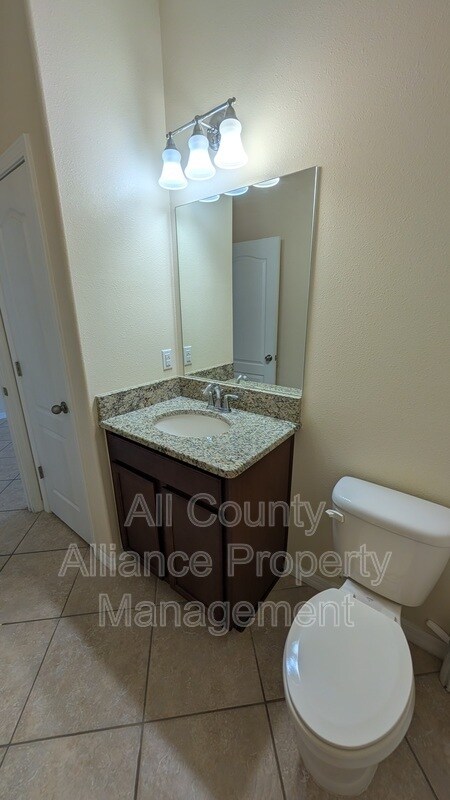 Building Photo - 4272 Fennwood Ct
