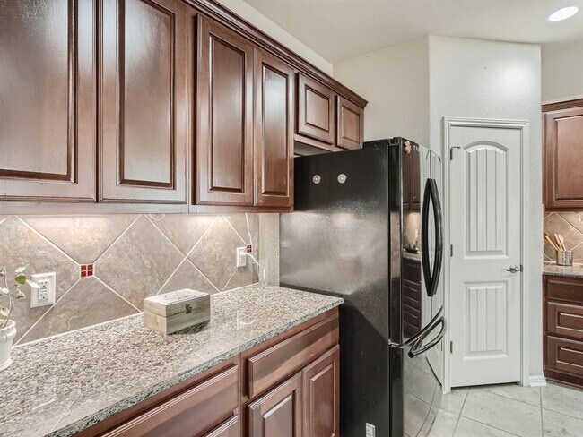 Building Photo - 8241 Arezzo Dr