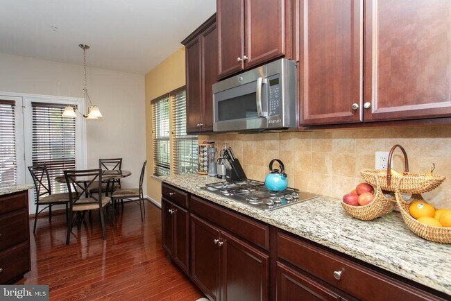 Building Photo - 2515 Baileys Pond Rd