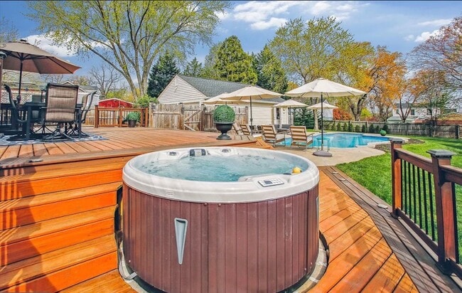 Building Photo - 3100 Franklin St