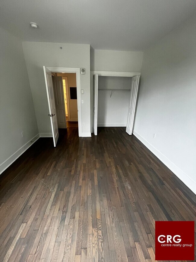 Building Photo - 81-83 Park Dr. Unit 1A