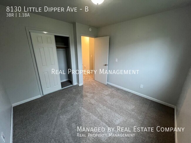 Building Photo - 8130 Little Dipper Ave