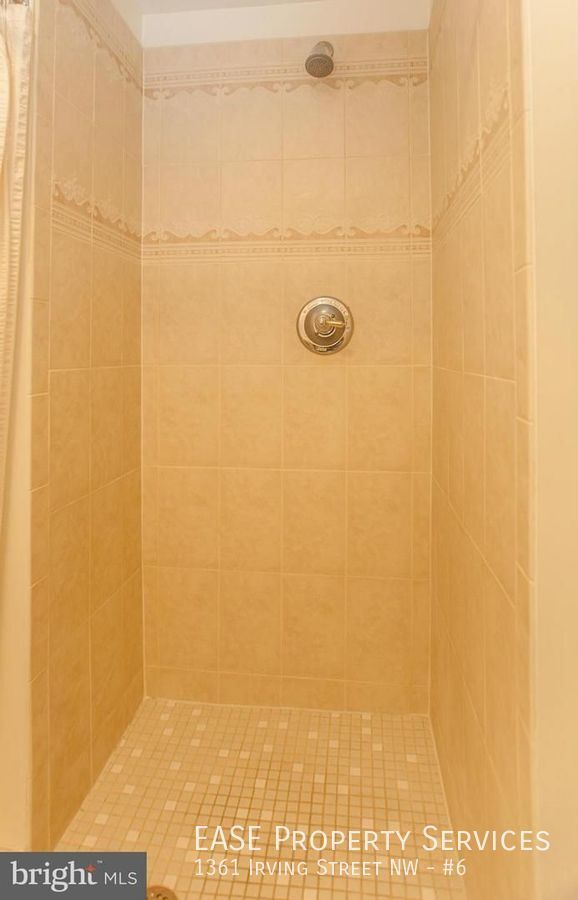 Building Photo - 1361 Irving St NW