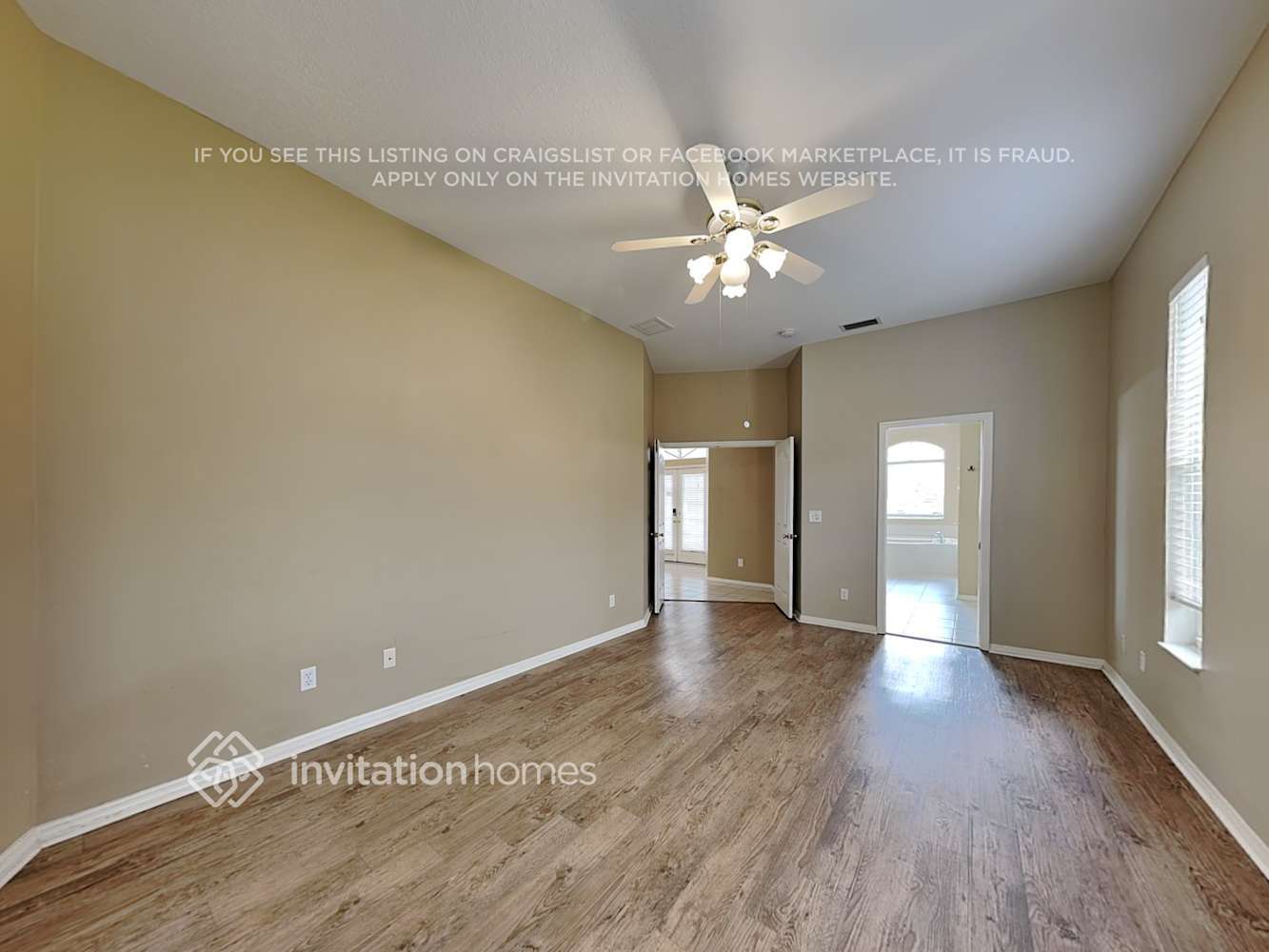 Building Photo - 3718 72nd Terrace E