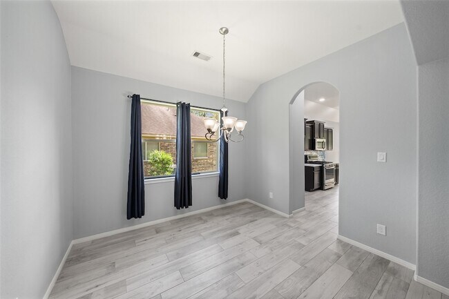 Building Photo - 2406 Winter Trail Dr