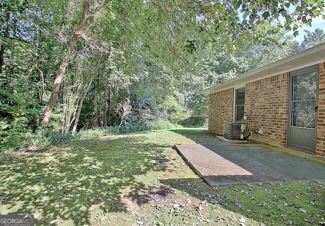 Building Photo - 150 Hill Chase Ct