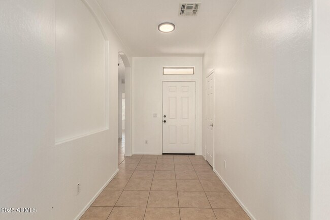 Building Photo - 4170 E Winged Foot Pl