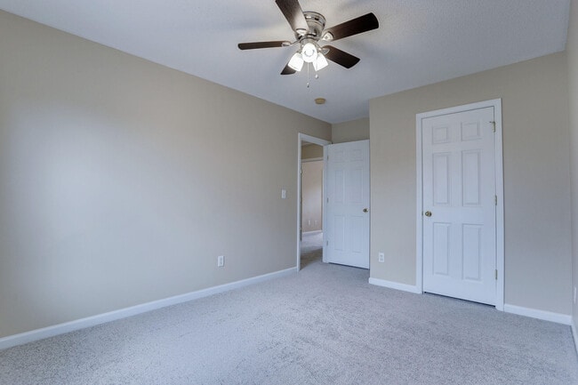 Building Photo - 103 McNair Dr