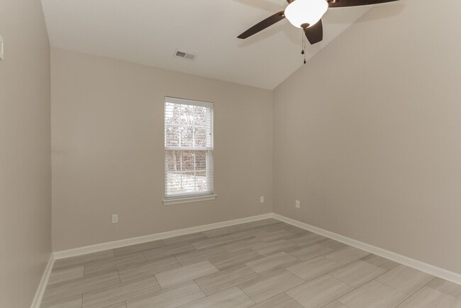 Building Photo - 1615 Flagler Ln