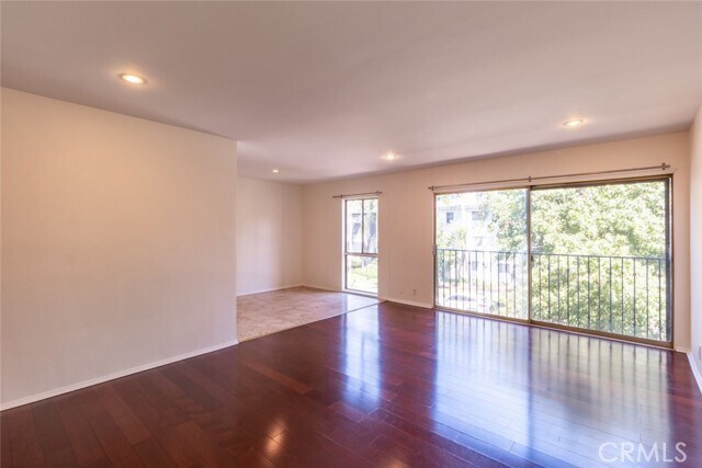 Building Photo - 15344 Weddington St