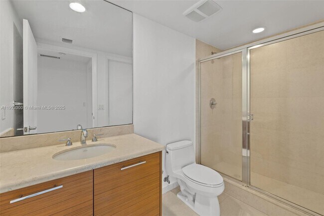 Building Photo - 50 Biscayne Blvd